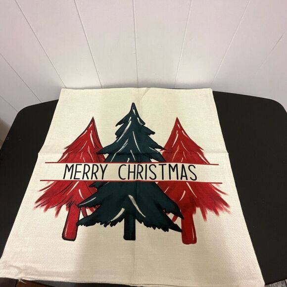 NWOT Set of 2 Decorative Pillow Case Covers for Christmas Joy Ornaments Trees - Picture 2 of 13